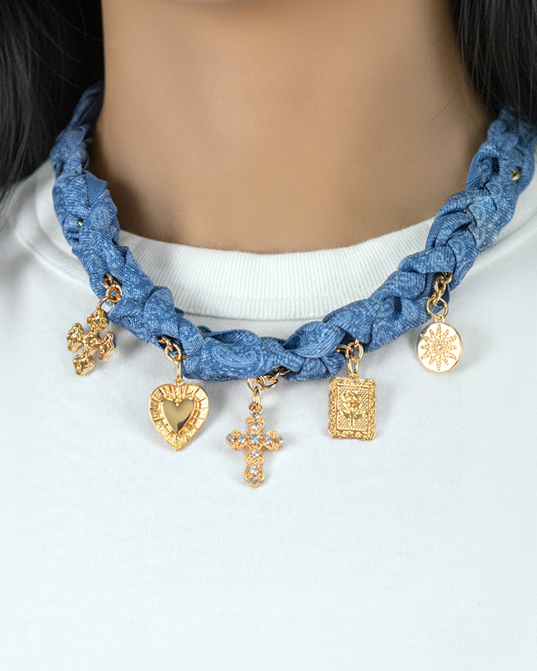Denim Chunky Scarf Cross Heart Necklace — Blue