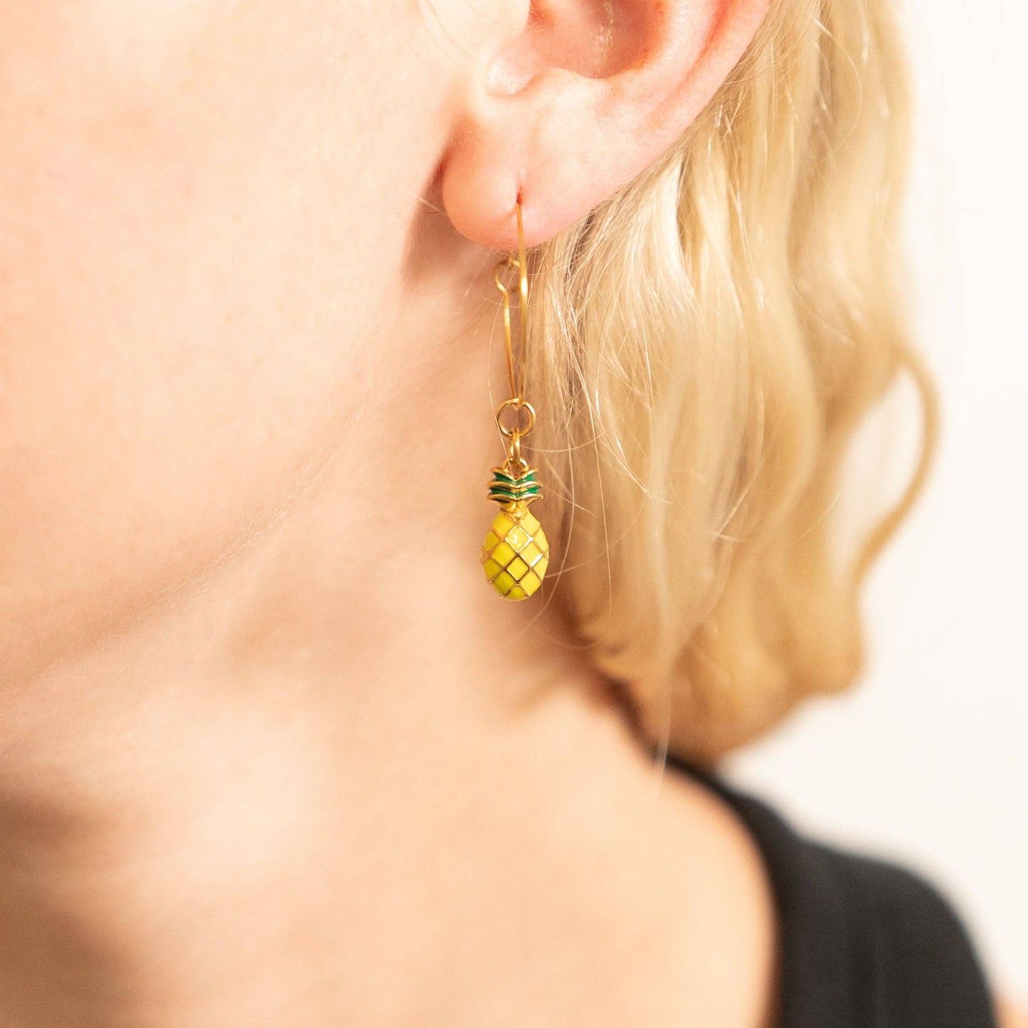 Pineapple Fruit Charm — 18K Gold PVD