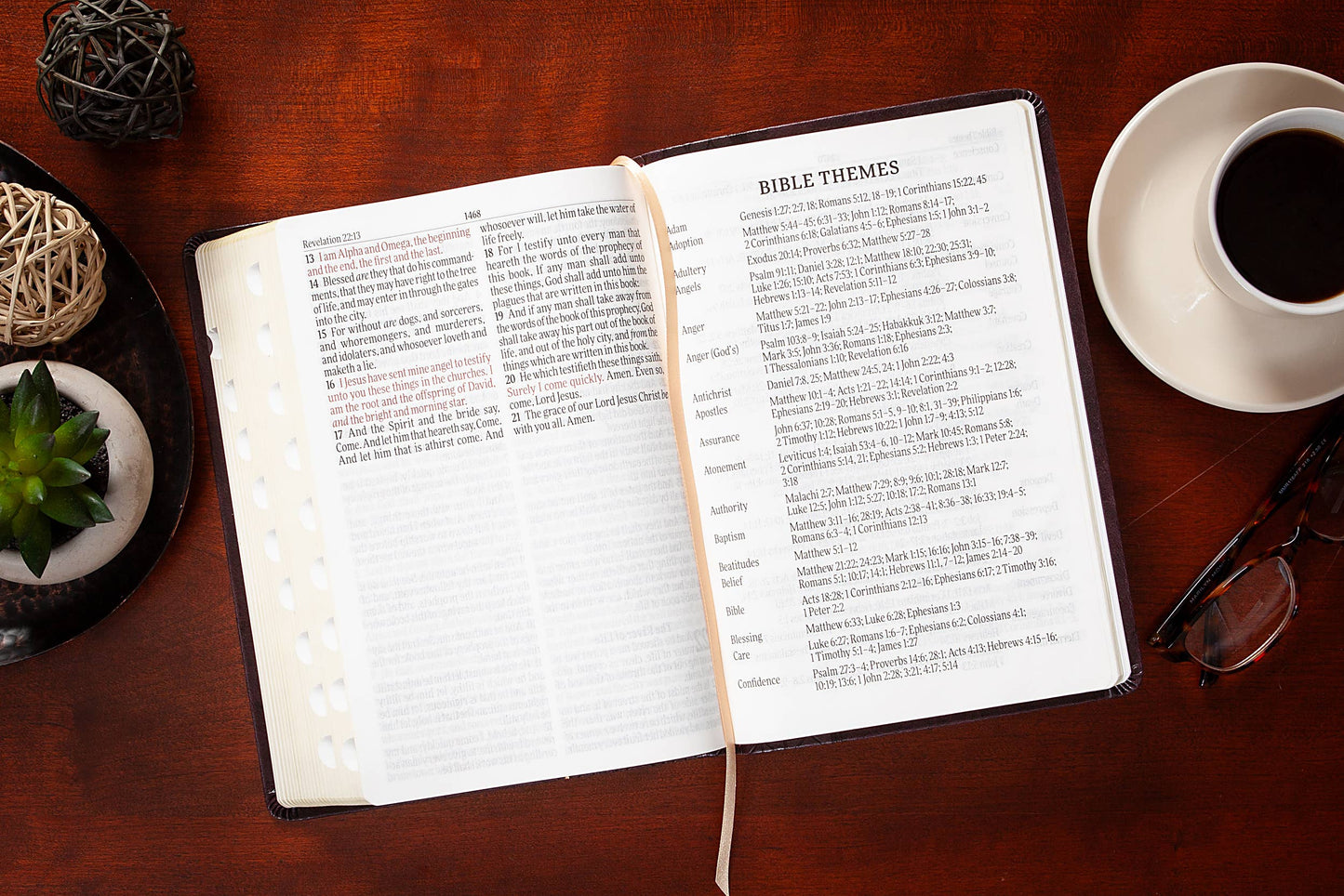 KJV Bible - Giant Print Blush